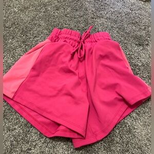Five dancewear pink shorts, size YXL